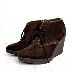 Libby. Edelman Brown Suede Leather Faux-Shearling Lined Wedge Bootie C393